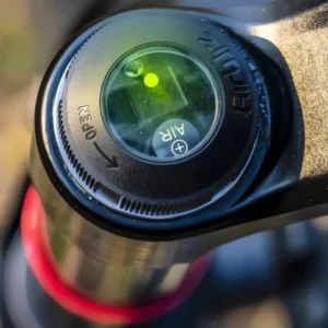 Elektroniczny miernik ciśnienia amortyzatorów RockShox AirWiz