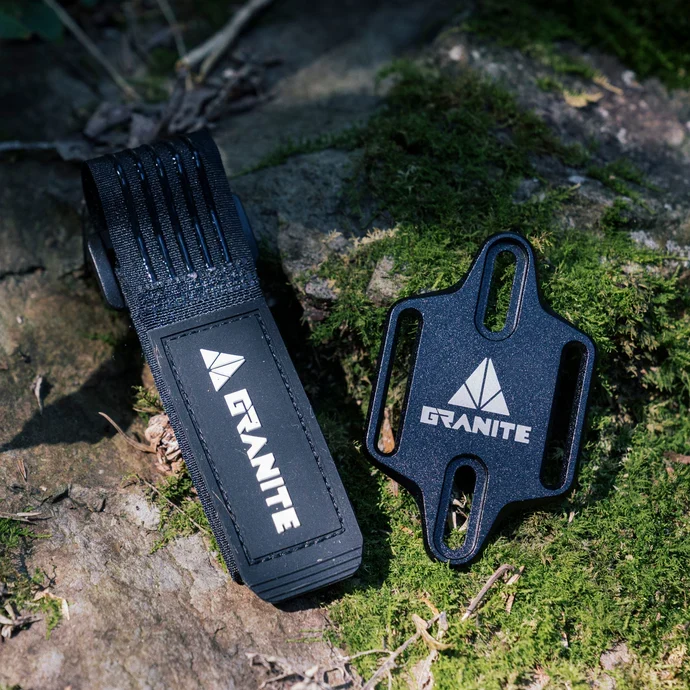 Uniwersalny pasek na śrubę GRANITE DESIGN PORTALEDGE czarny