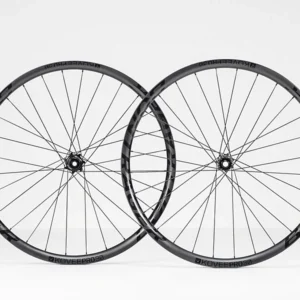 Koł Bontrager Kovee Pro 30 TLR Boost 29