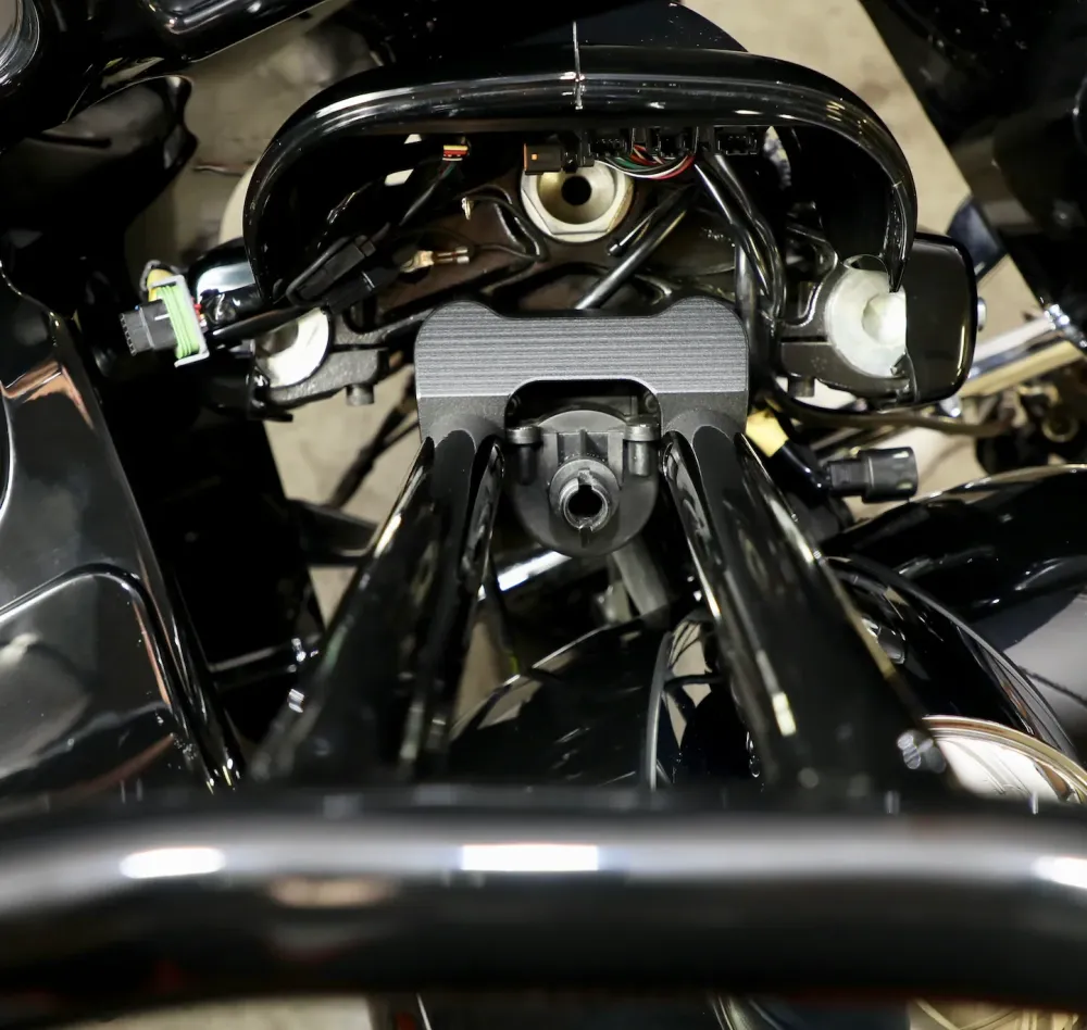 LA Choppers Riser Adapter Plate do Harleya Road Glide