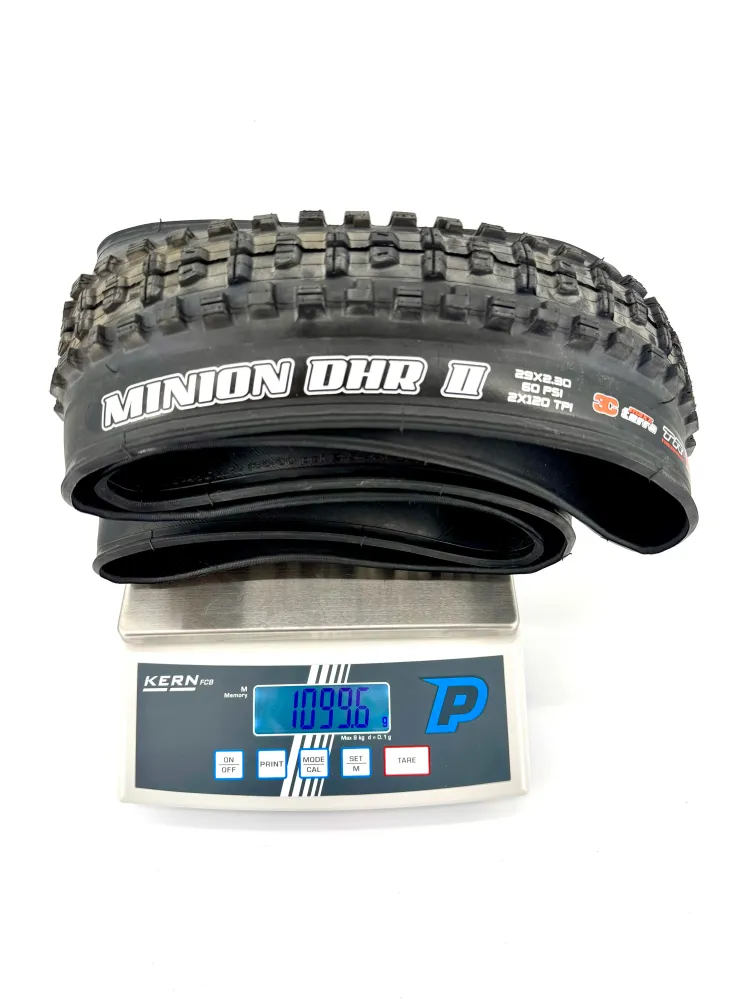 MAXXIS MINION DHR II 29x2.30 Double Down 3C MaxxTerra Tubeless Ready Miękka opona w kolorze czarnym
