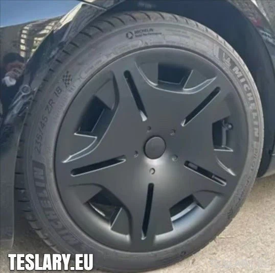 Model Tesli 3 18" UNIKALNE pokrowce na koł S22 Maybach Style
