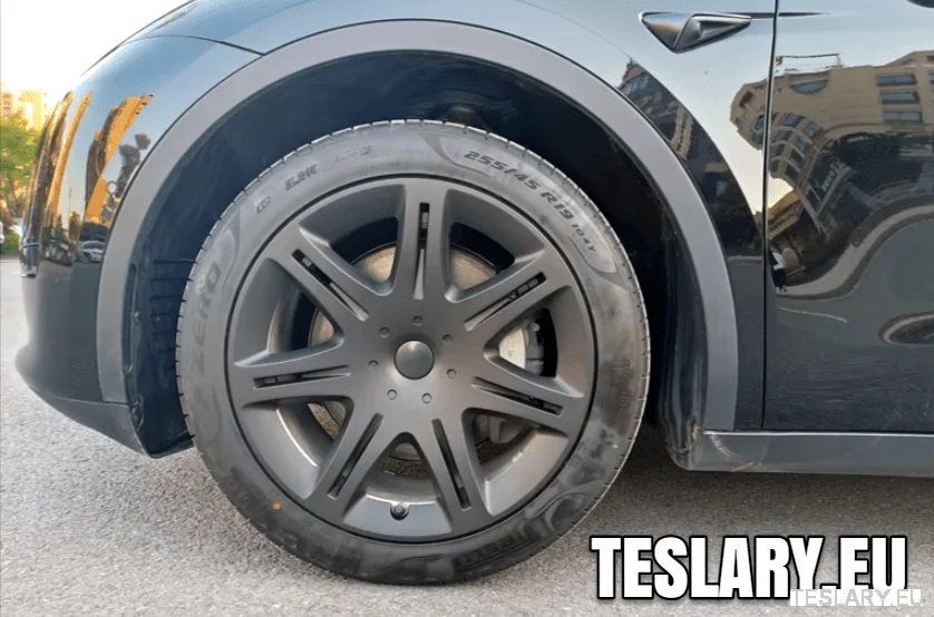 MODEL TESLI Y 19" UNIQUE S9 PEŁNE PIASTY KOŁ