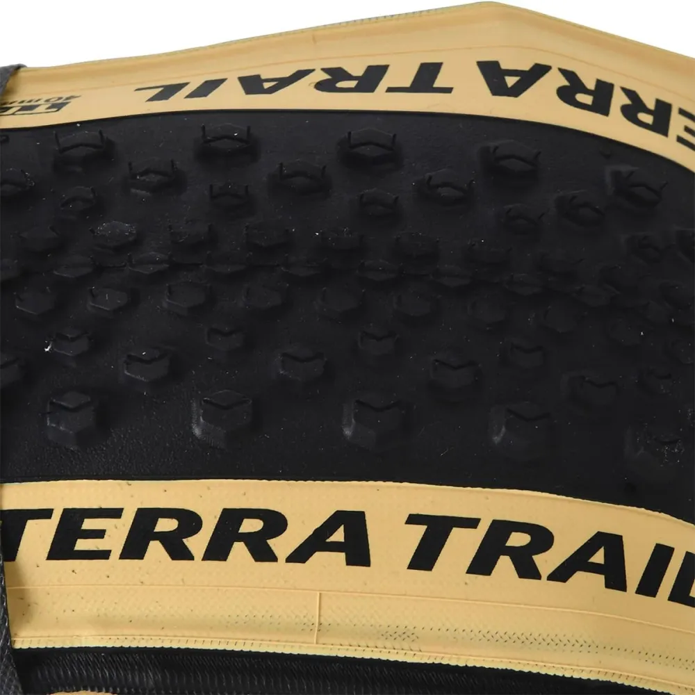 Opona CONTINENTAL TERRA TRAIL PROTECTION 700x40c Tubeless Ready Beige
