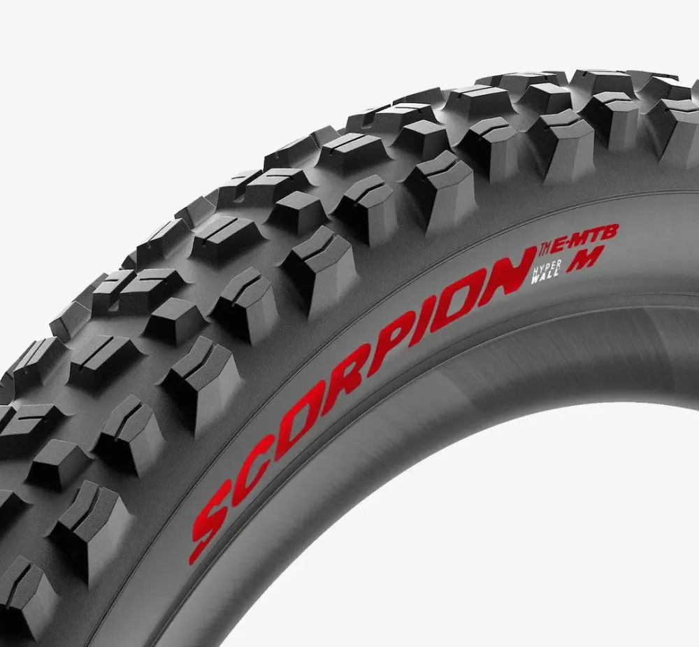 Opona PIRELLI SCORPION E-MTB M 29x2.6 Tubeless Ready Soft Black/Red 4355700