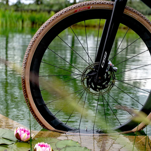 Opona VITTORIA TERRENO PRO T60 Mixed Gravel Race 700x40c Tubeless Ready Soft Brown