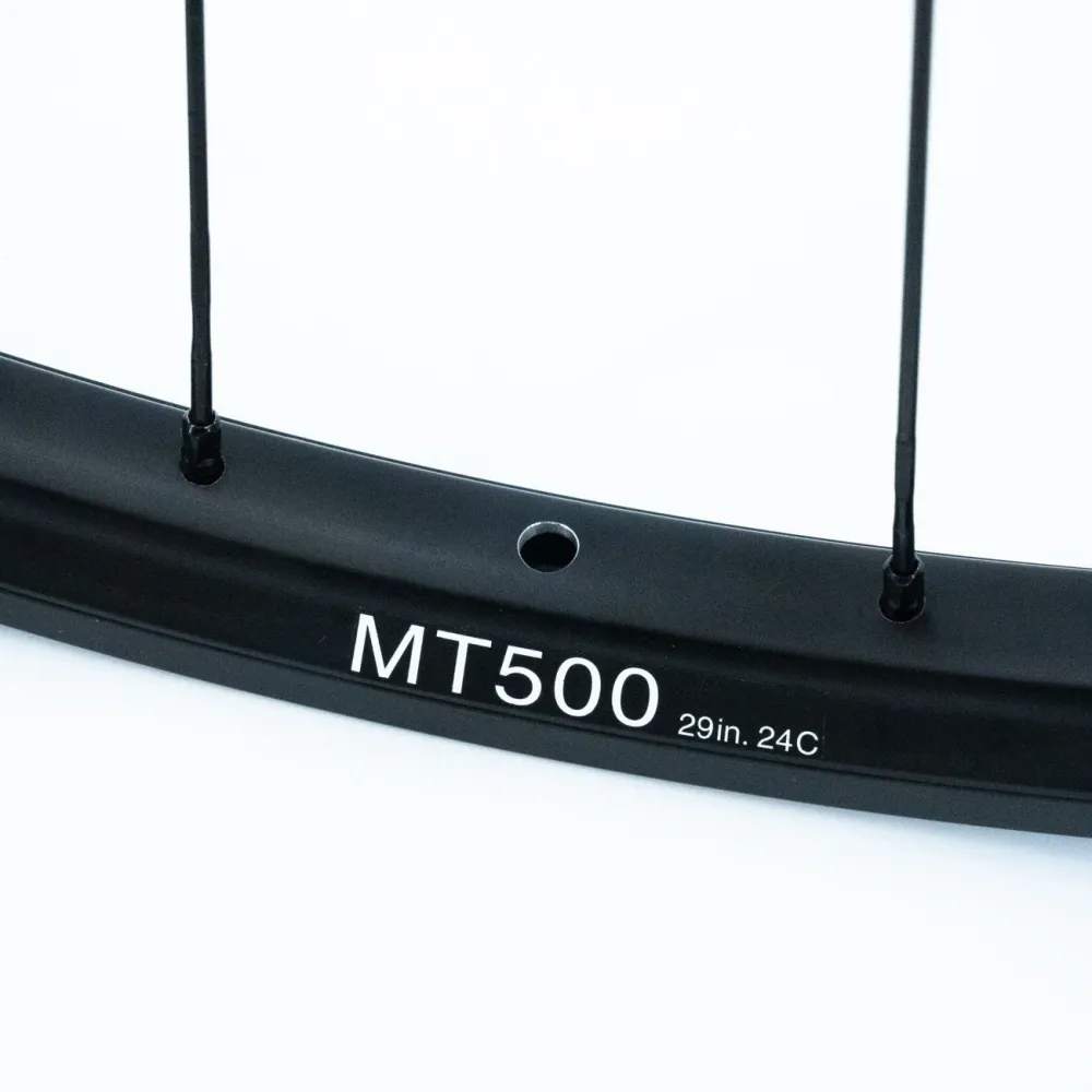 Para 29-calowych kół SHIMANO WH-MT500 z osią Boost 15x110/12x148 mm