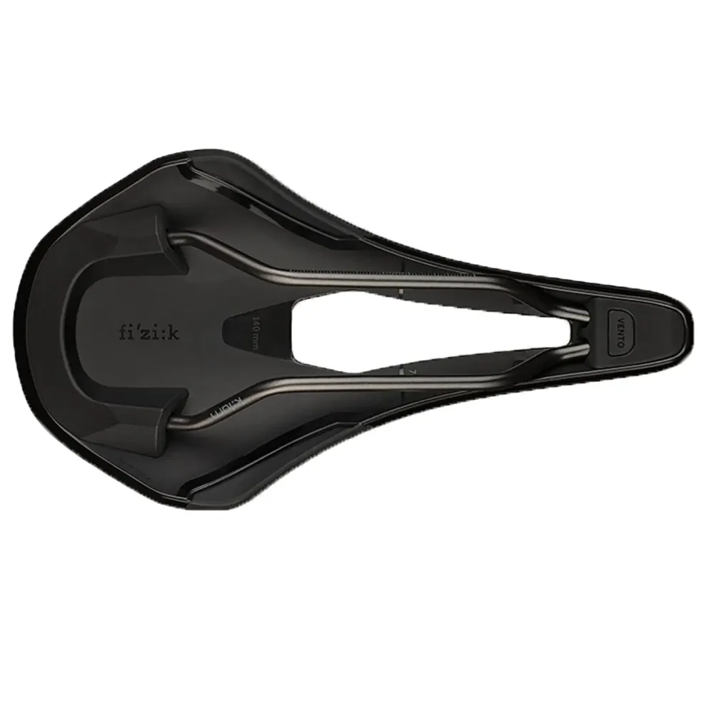 Siodełko FIZIK VENTO ARGO R3 140 mm z szynami Kium czarne