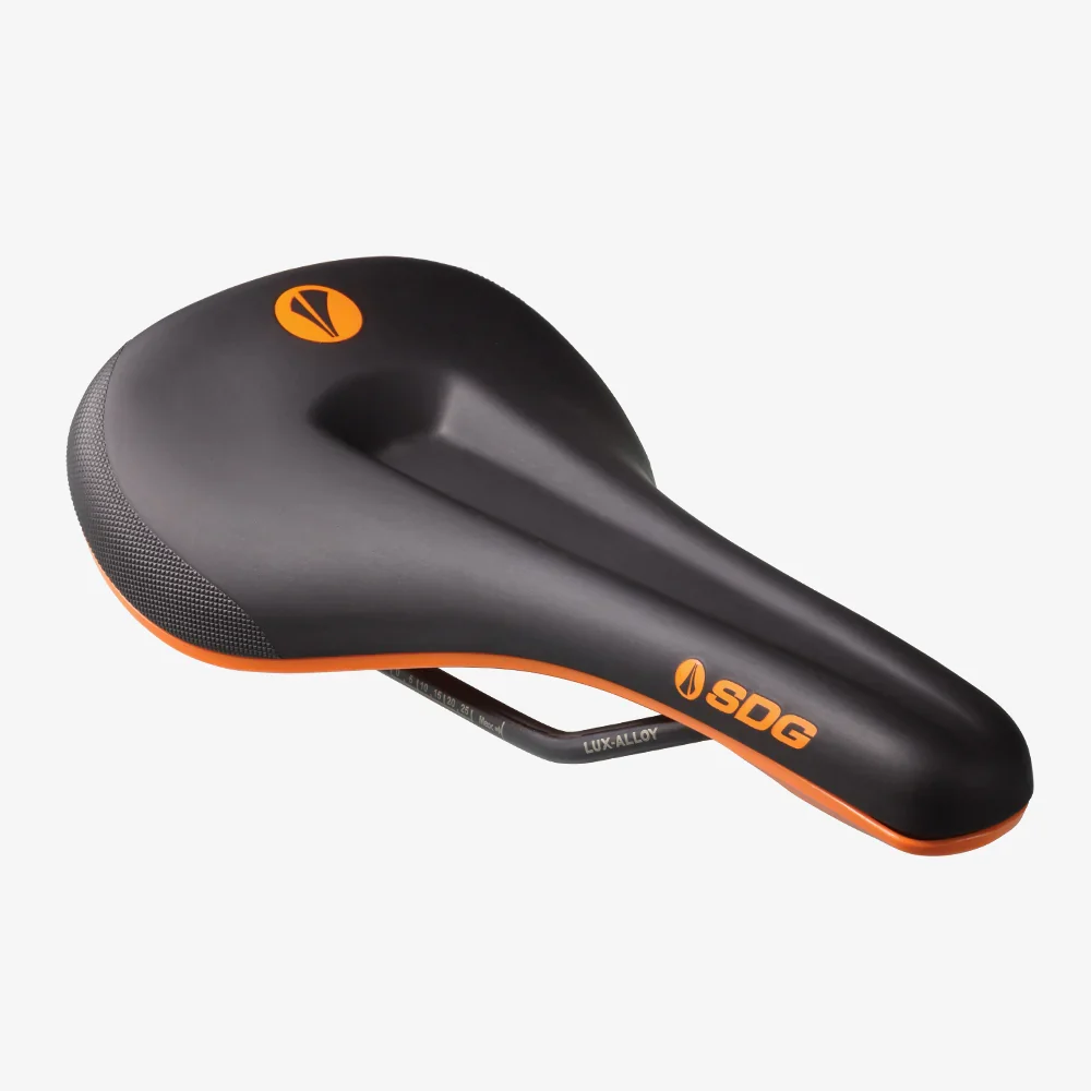 Siodełko SDG BEL-AIR V3 MAX Rails Lux-Alloy czarny/pomarańczowy
