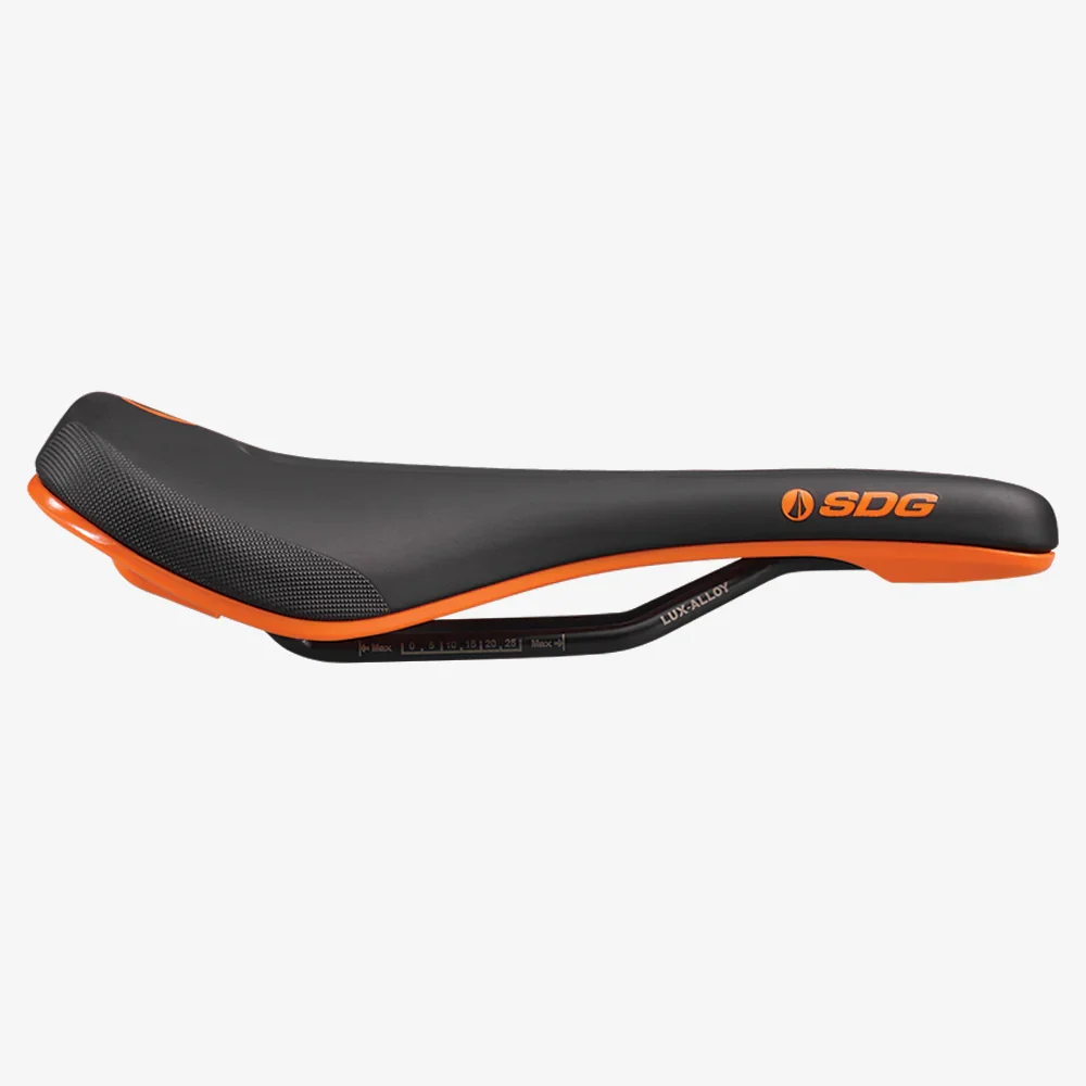 Siodełko SDG BEL-AIR V3 MAX Rails Lux-Alloy czarny/pomarańczowy