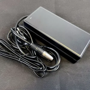 Część zamienna do hulajnogi elektrycznej - ładowarka do akumulatora litowego 2A