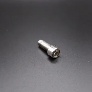 Część zamienna do hulajnogi elektrycznej - śruba z łbem sześciokątnym M6x14