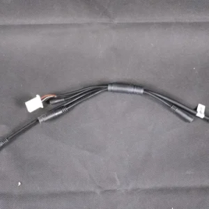 Część zamienna do skutera elektrycznego WANDLER - środkowy kabel połączeniowy do kontrolera