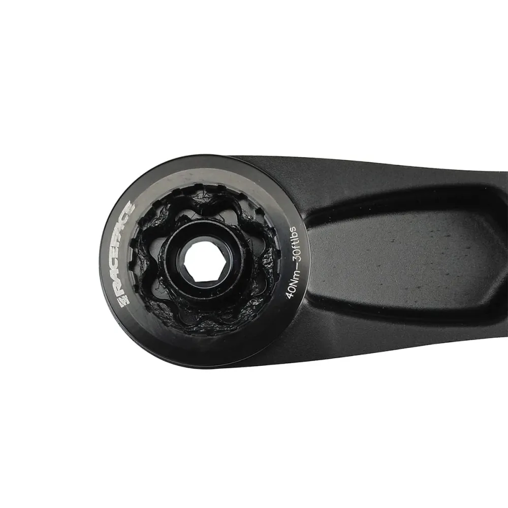 Korby RACE FACE ATLAS CINCH 68/73 mm obudowa czarna
