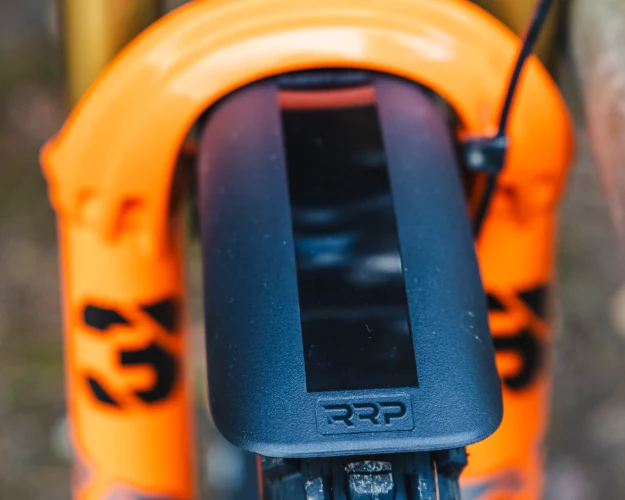 Przedni błotnik RRP ProGuard BOLT ON V2 Mini