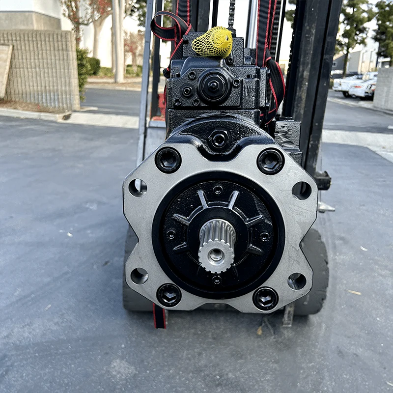 Pompa hydrauliczna YN30P00020F1 YN30P00017F1 pasuje do koparki Kobelco SK210DLC-8 SK215SRLC SK235SRLC-2 SK210LC-8 200-8 SK...