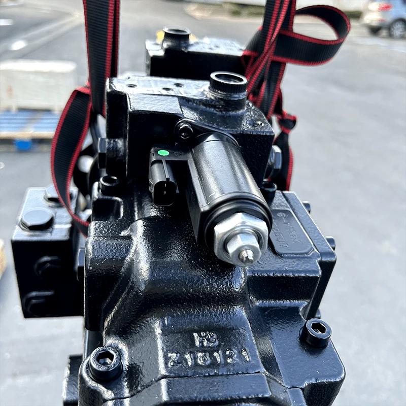 Pompa hydrauliczna YN30P00020F1 YN30P00017F1 pasuje do koparki Kobelco SK210DLC-8 SK215SRLC SK235SRLC-2 SK210LC-8 200-8 SK...