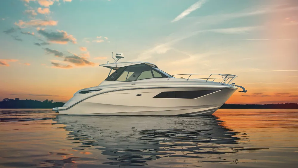 SEA RAY 320 Clubbing Destination