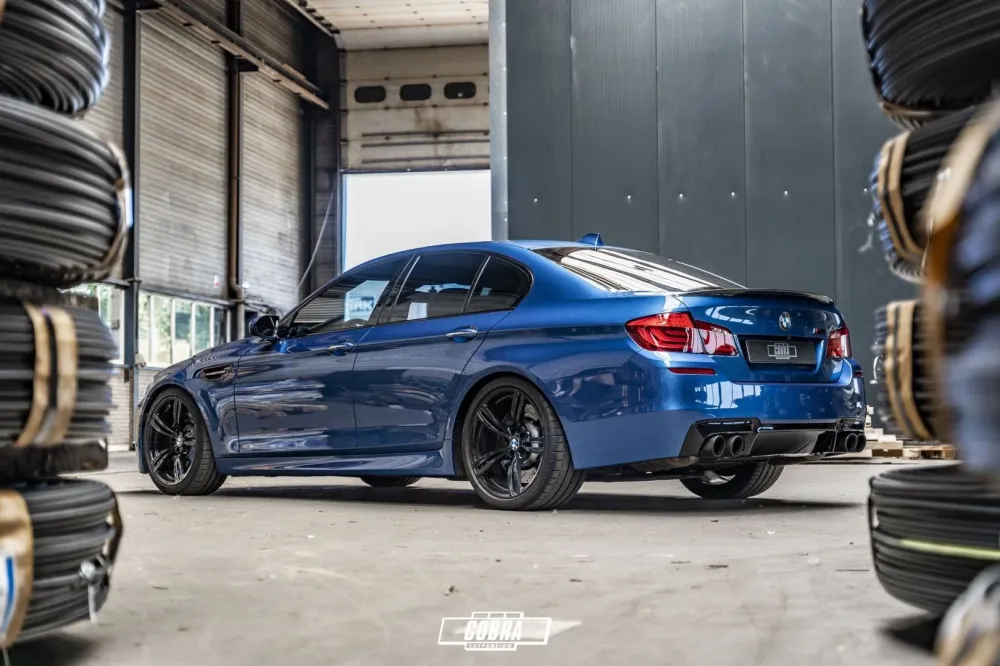 Cobra Sprężyny Obniżające Zawieszenie BMW M5 F10 Sedan -30/-20mm