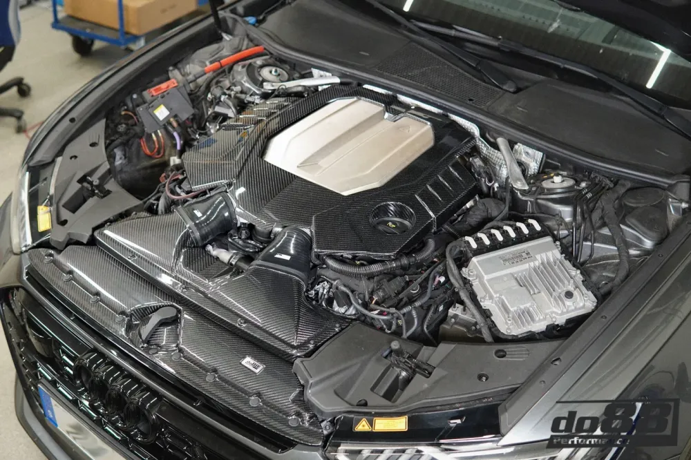 DO88 Carbonowa Osłona Silnika Audi RS6, RS7 C8 4.0TFSI