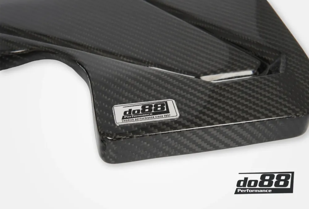 DO88 Carbonowa osłona silnika i kolektora Audi RS3/TTRS/RSQ3 2.5TFSI 400KM
