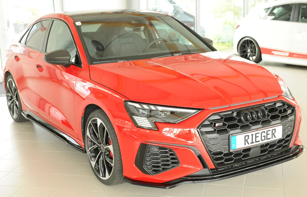 Progi boczne Rieger Audi S3, A3 S-Line 8Y 2020+ - Wysoki połysk czarny