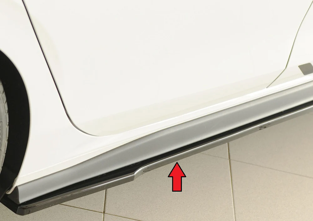 Progi boczne Rieger VW Golf MK8 GTI, GTI Clubsport 2020+ - Wysoki Połysk Czarny