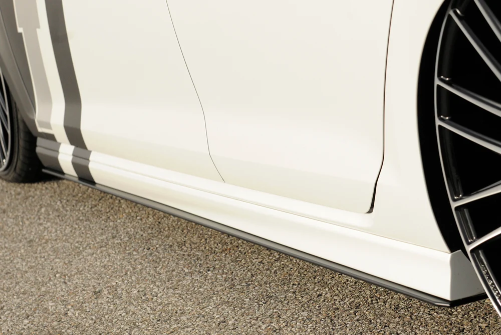 Progi boczne Rieger Volkswagen Golf MK7 R / R-Line