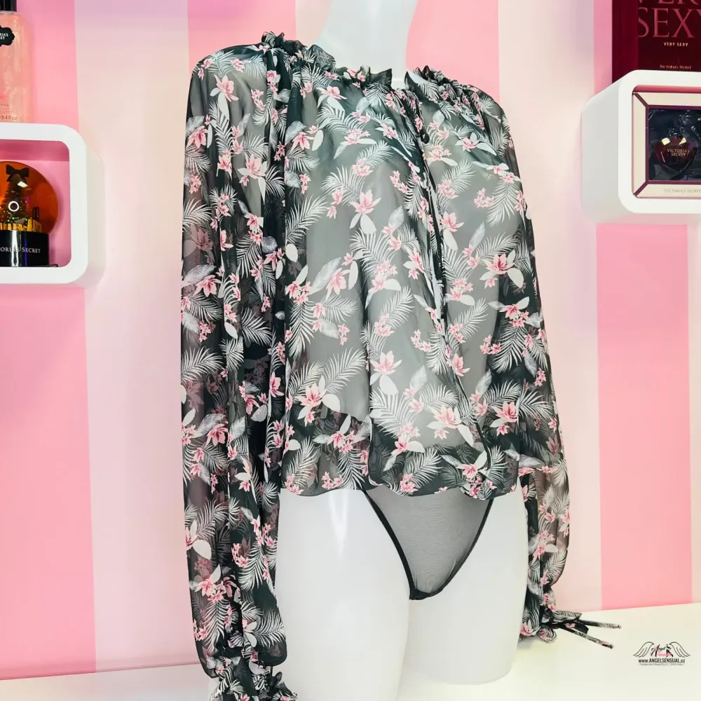 Uroczy delikatny kwiatowy wzór w eleganckim wydaniu